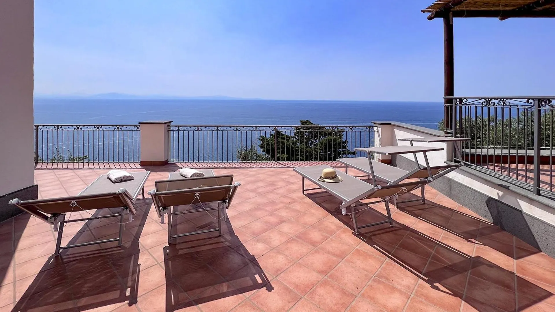 Villa Giulia Amalfi 0*,  Italy